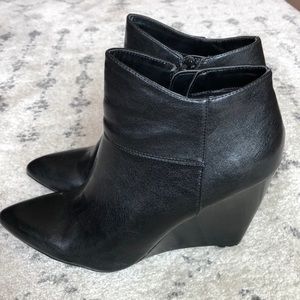 Nine West - leather, wedge heeled booties LIKE NEW